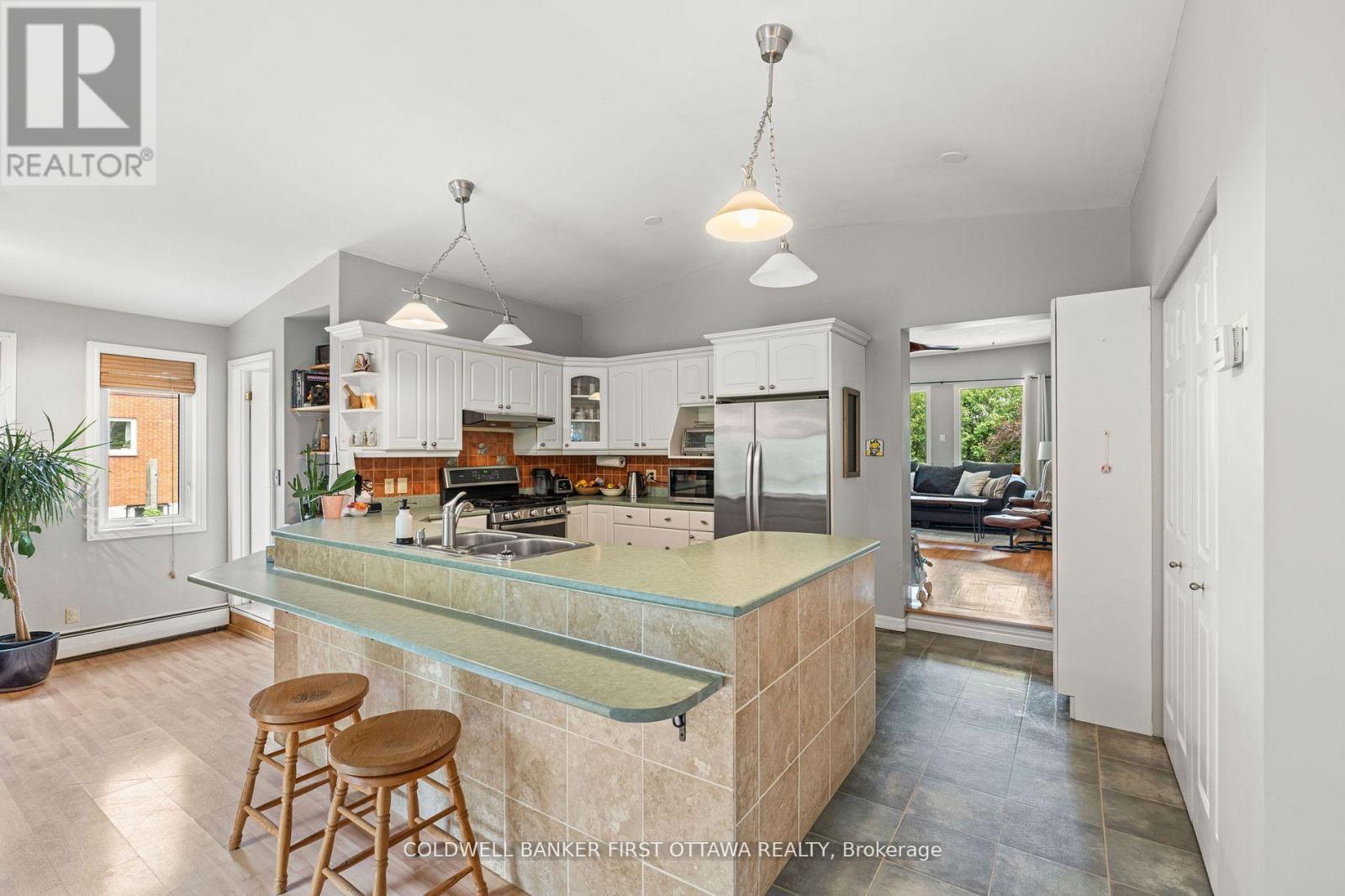 Photo 21 of 2704 Don Street, Ottawa ON