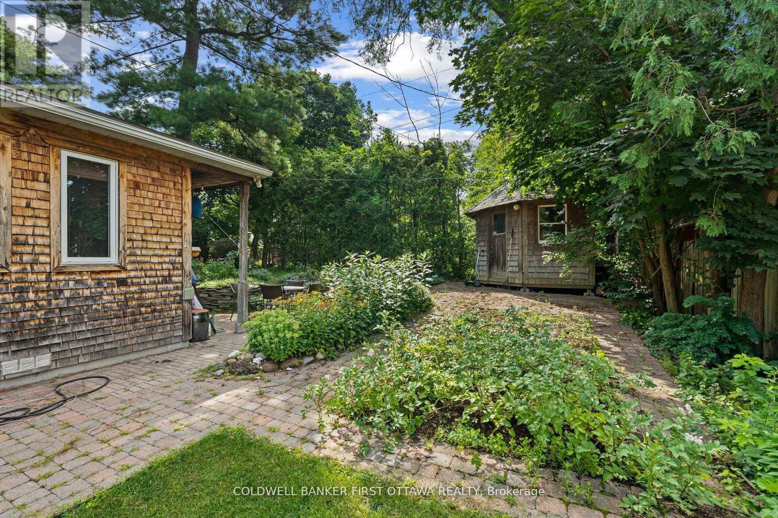 Photo 15 of 2704 Don Street, Ottawa ON