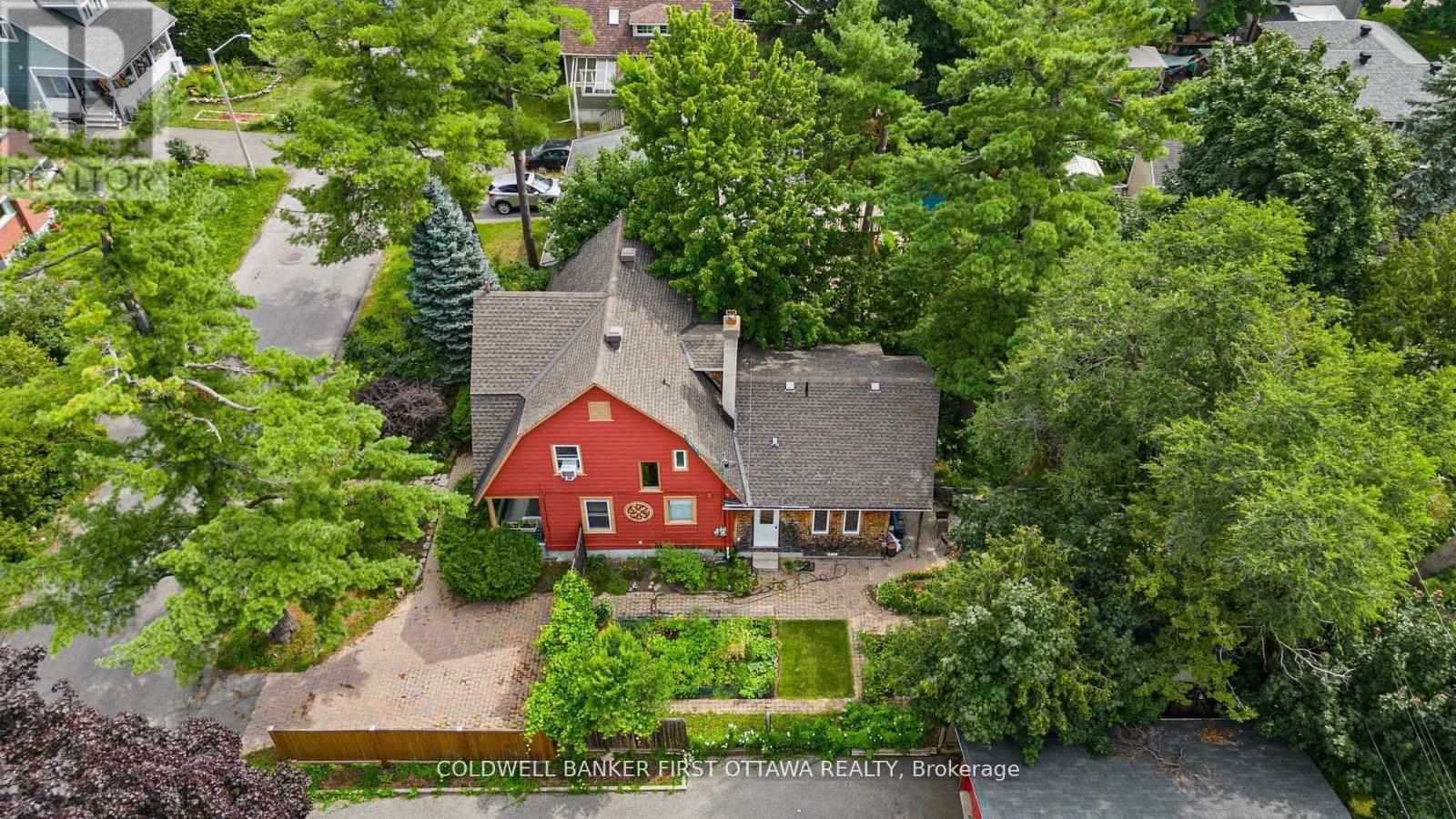 Photo 32 of 2704 Don Street, Ottawa ON