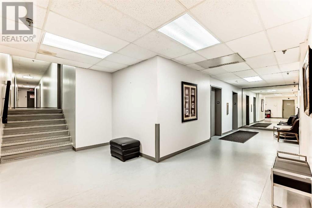 Single Family House for Sale in   Point Drive NW Point McKay Calgary 