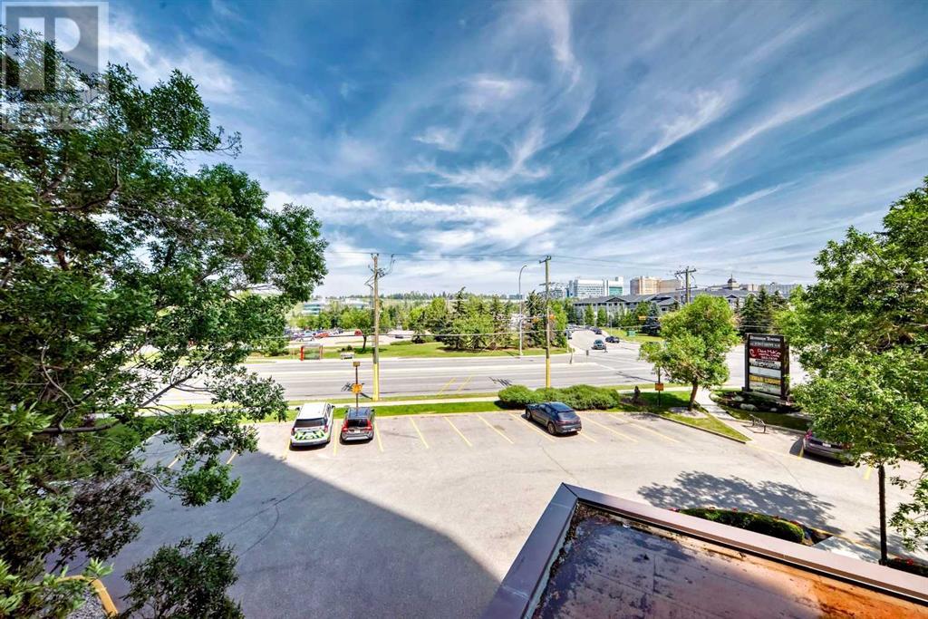 Single Family House for Sale in   Point Drive NW Point McKay Calgary 