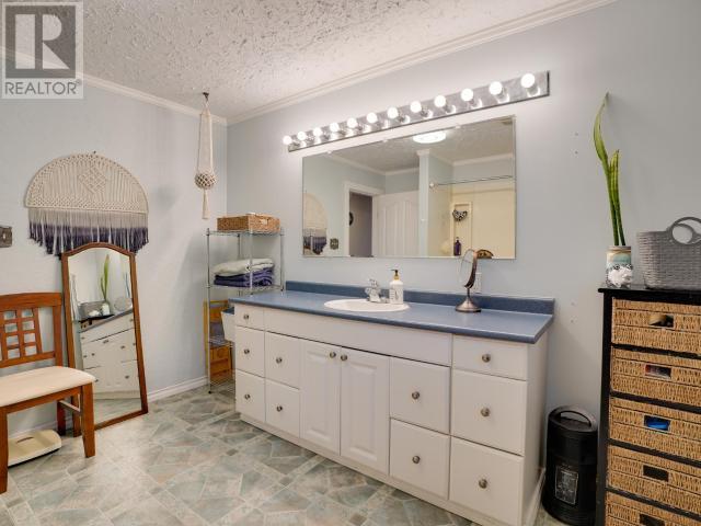 3008 ASH STREET, Texada Island