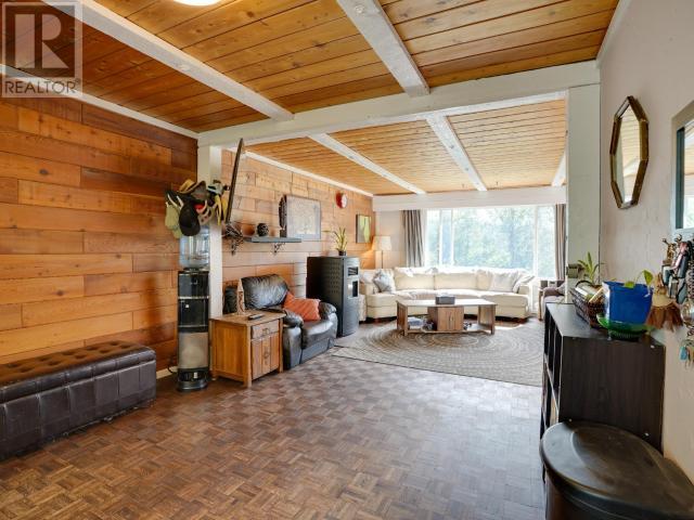 3008 ASH STREET, Texada Island