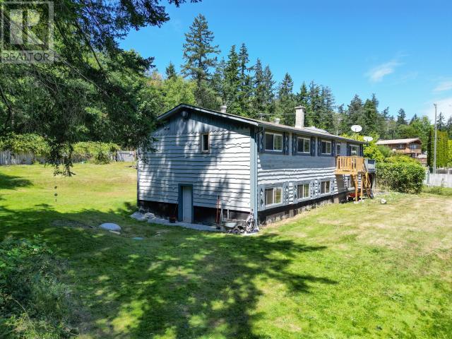 3008 ASH STREET, Texada Island
