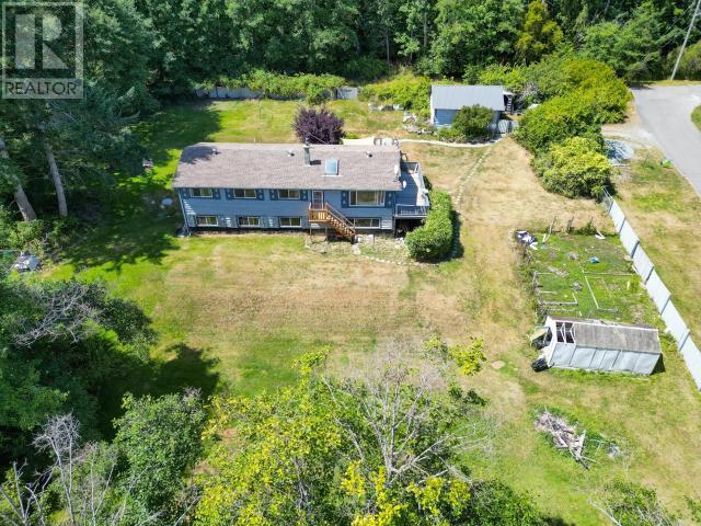 3008 ASH STREET, Texada Island