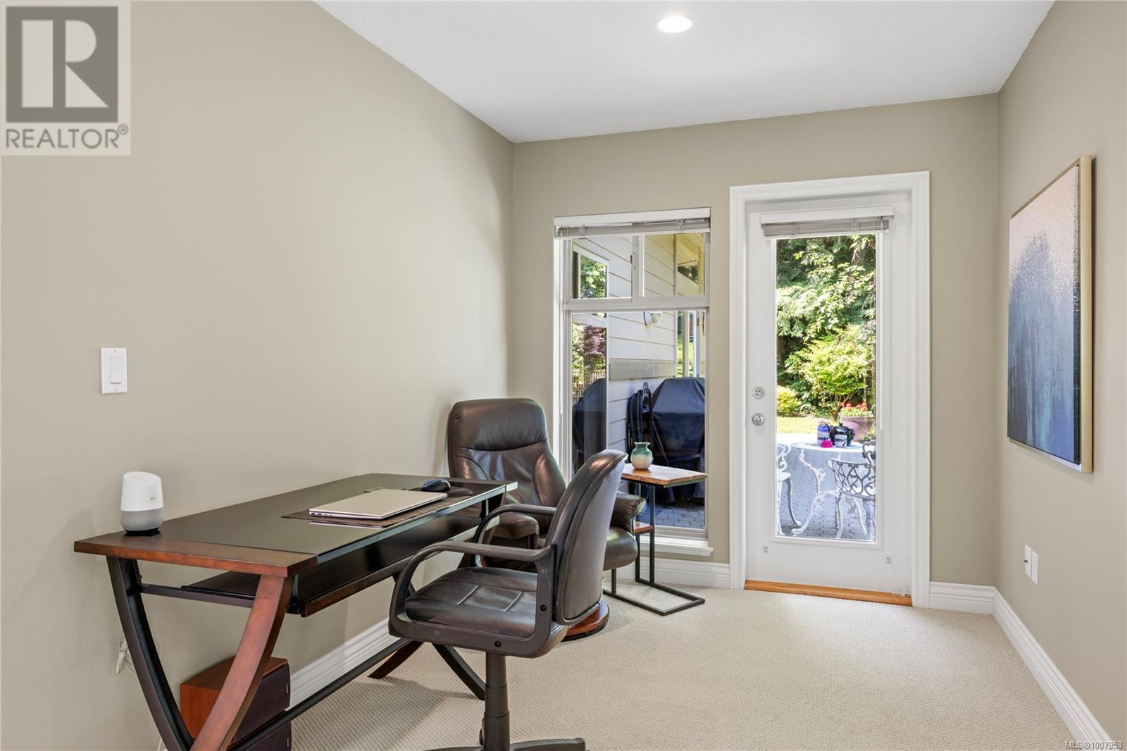 Photo 10 of 1281 Roberton Blvd, Parksville BC