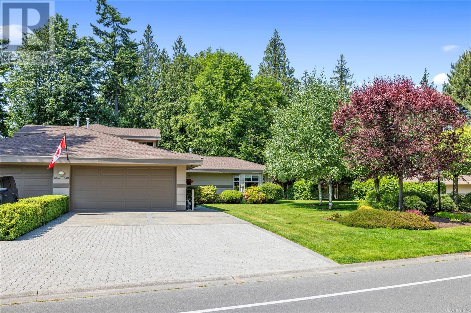 Photo 7 of 1281 Roberton Blvd, Parksville BC
