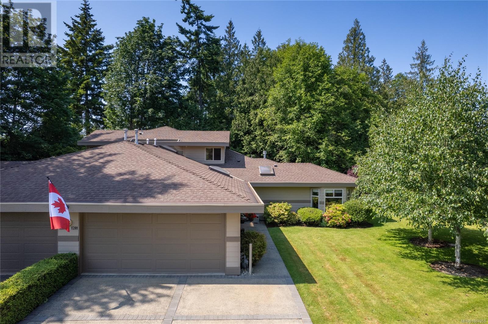Photo 17 of 1281 Roberton Blvd, Parksville BC