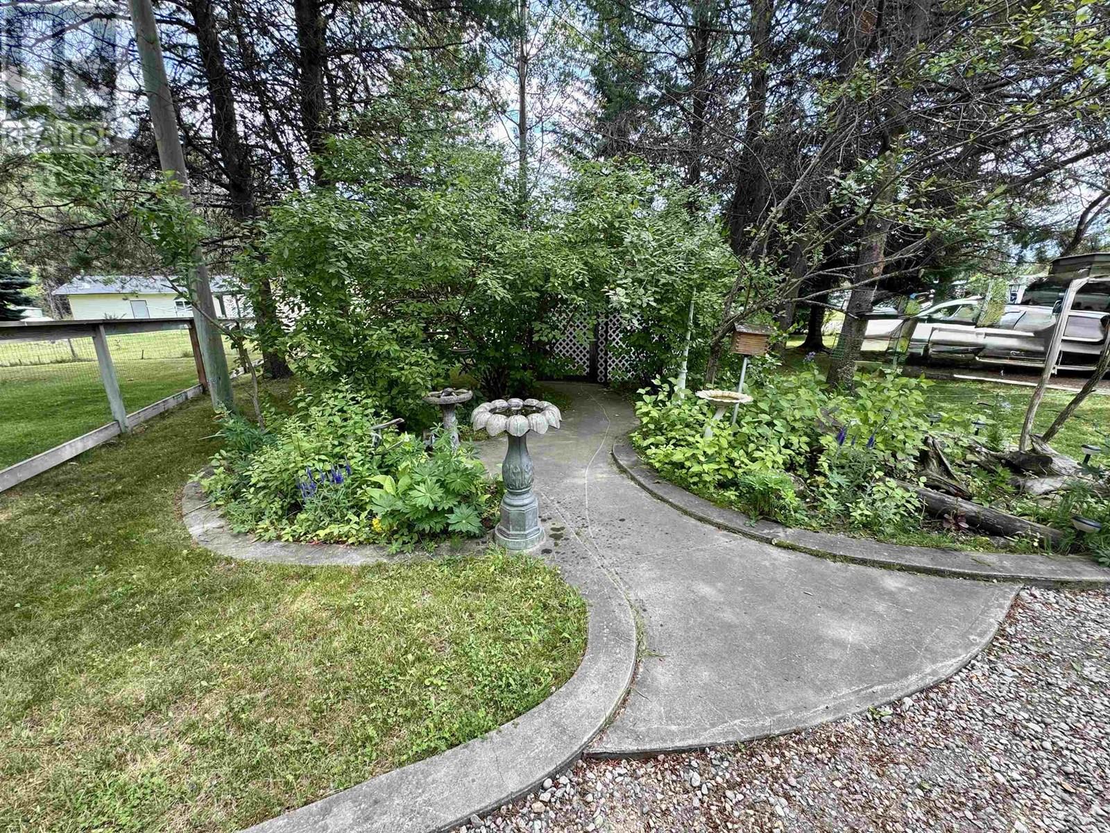 830 BEAVEN CRESCENT, Valemount