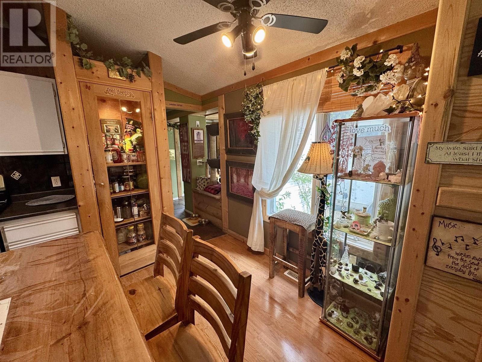 830 BEAVEN CRESCENT, Valemount