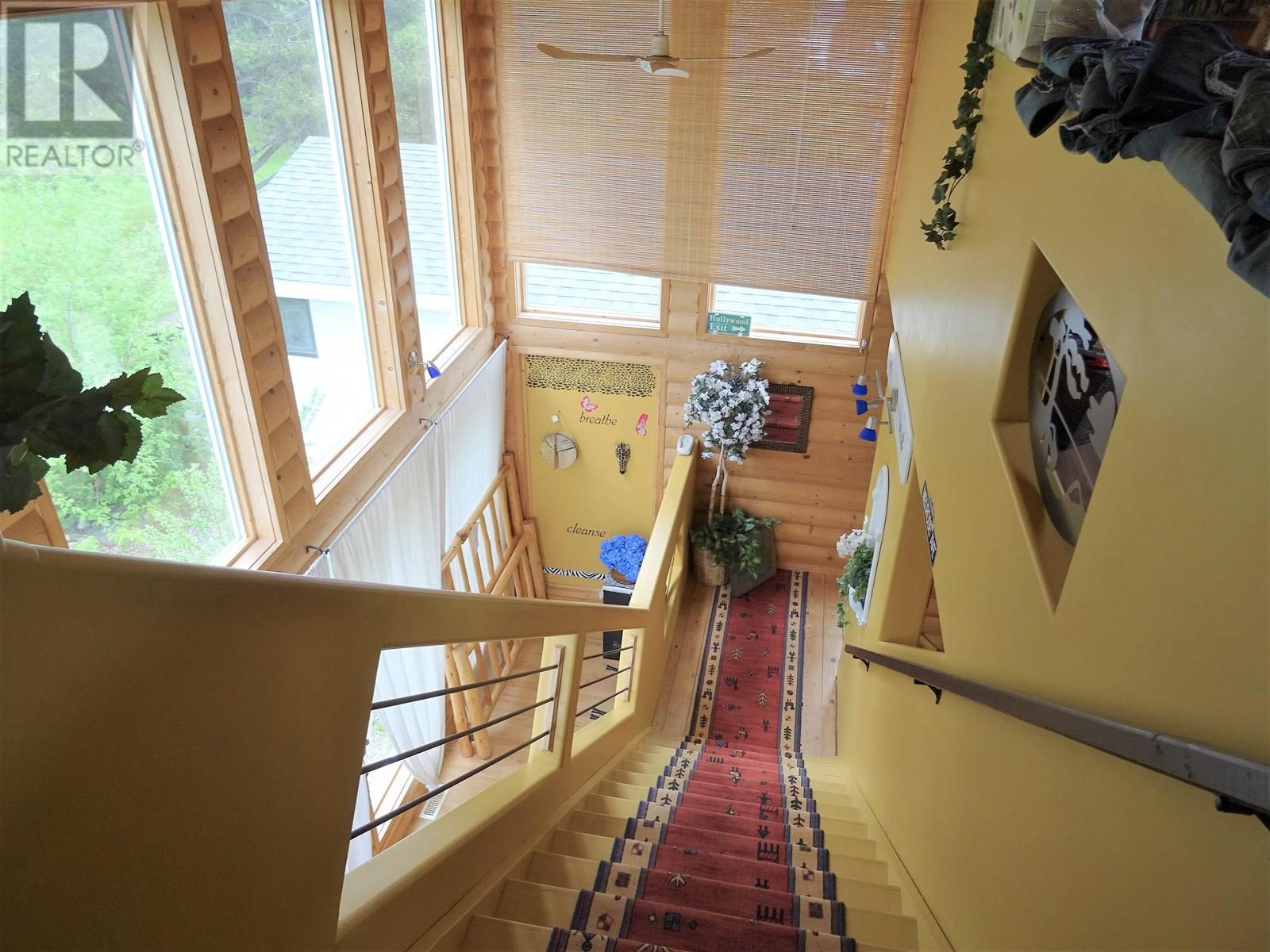 830 BEAVEN CRESCENT, Valemount