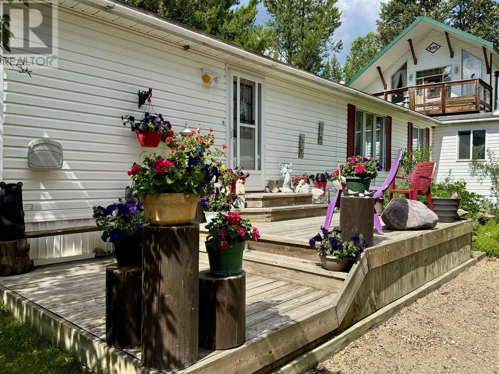 830 BEAVEN CRESCENT, Valemount