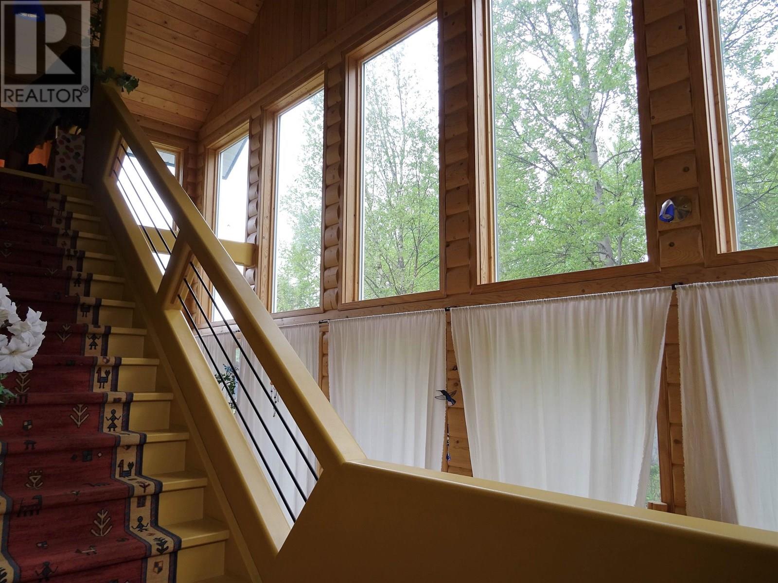 830 BEAVEN CRESCENT, Valemount