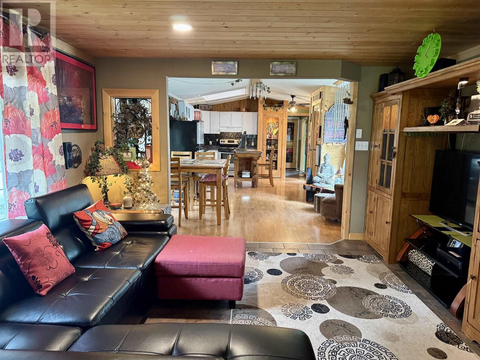 830 BEAVEN CRESCENT, Valemount