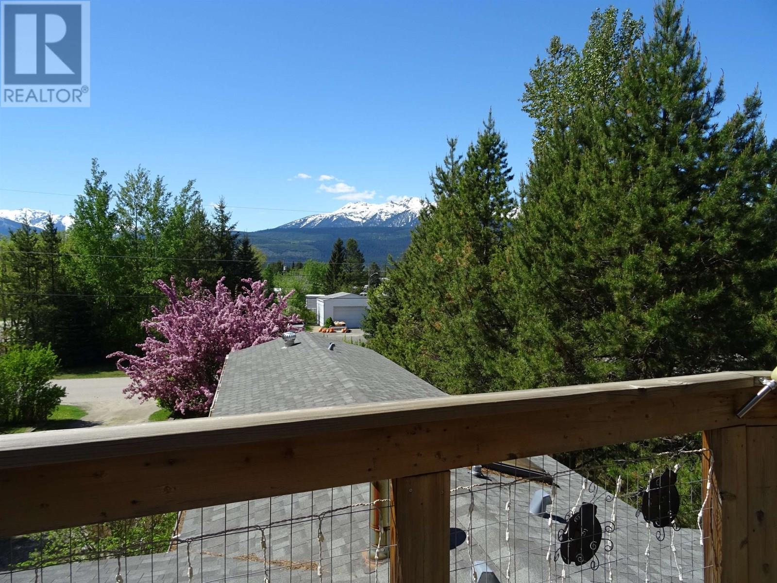 830 BEAVEN CRESCENT, Valemount