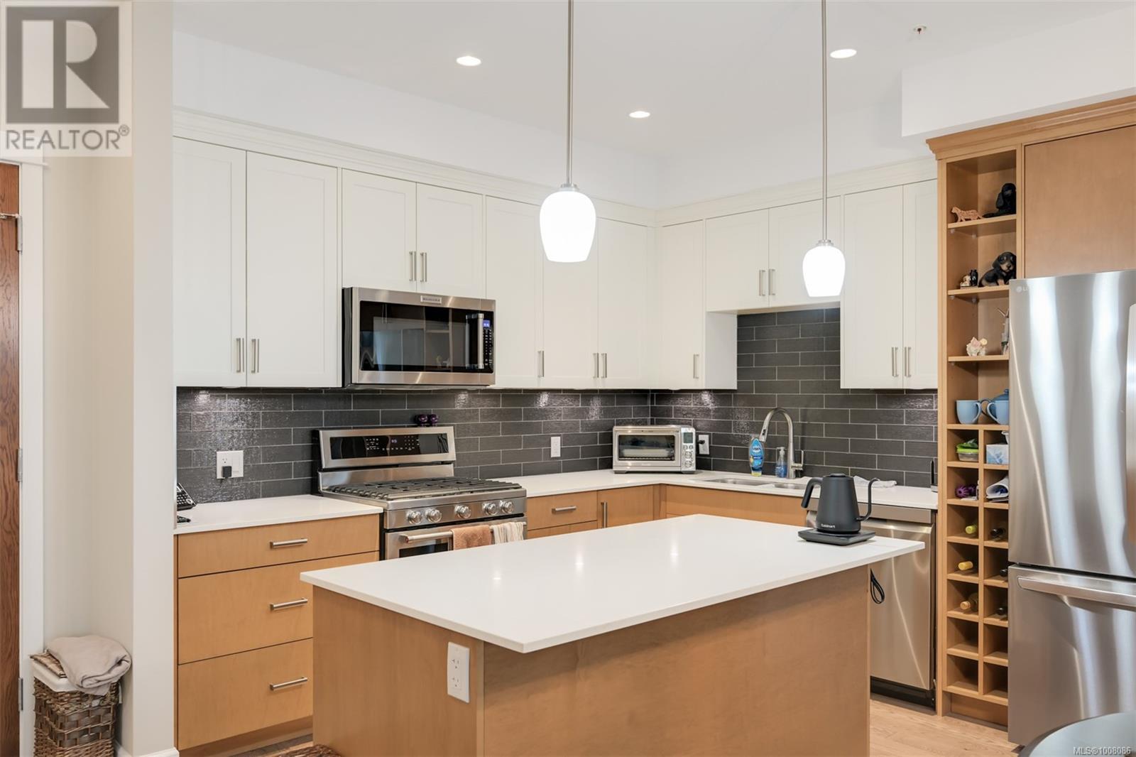 Photo 8 of 203 3110 Havenwood Lane, Colwood BC