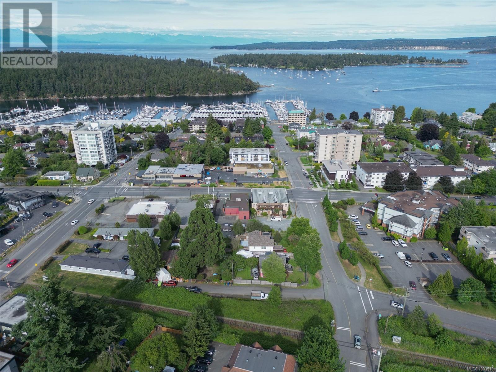 Photo 6 of 303 Holly Ave, Nanaimo BC