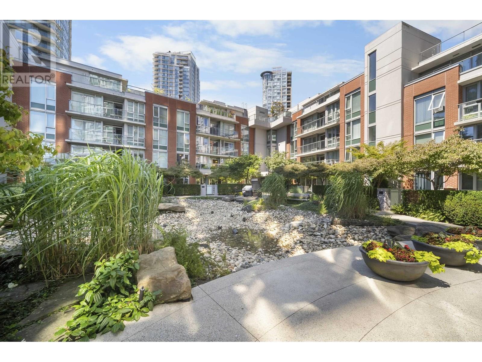 Photo 1 of 501 618 Abbott Street, Vancouver BC
