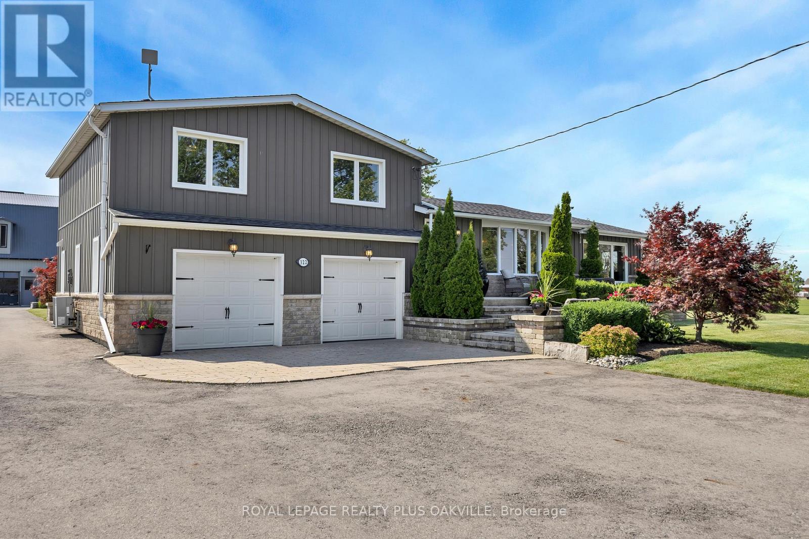 Photo 17 of 322 Russ Road, Grimsby ON