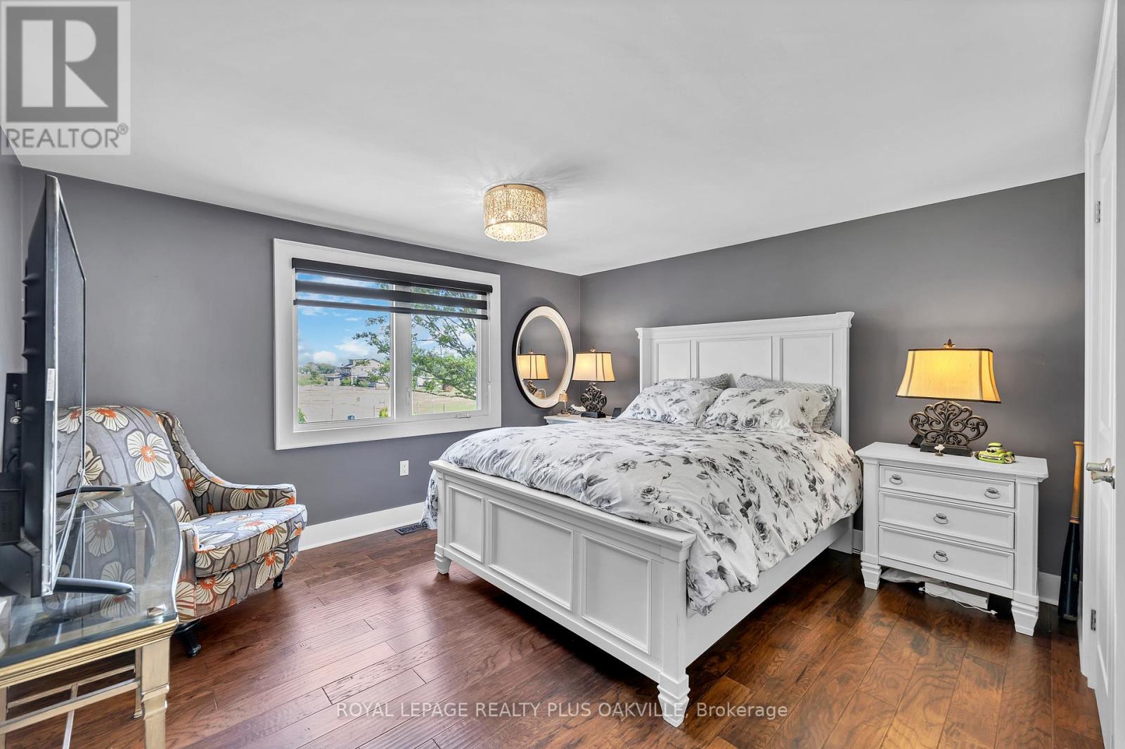 Photo 28 of 322 Russ Road, Grimsby ON