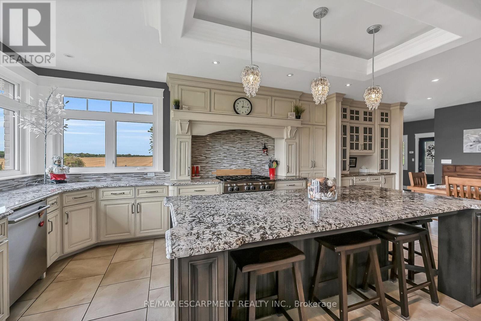 Photo 11 of 560 Concession 11 Walpole Road, Haldimand ON