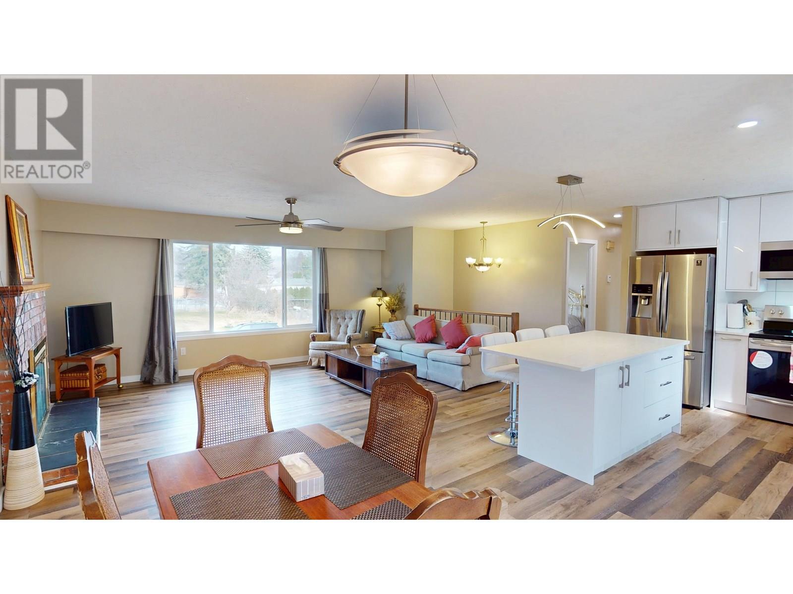 Photo 19 of 630 Rolph Street, Quesnel BC
