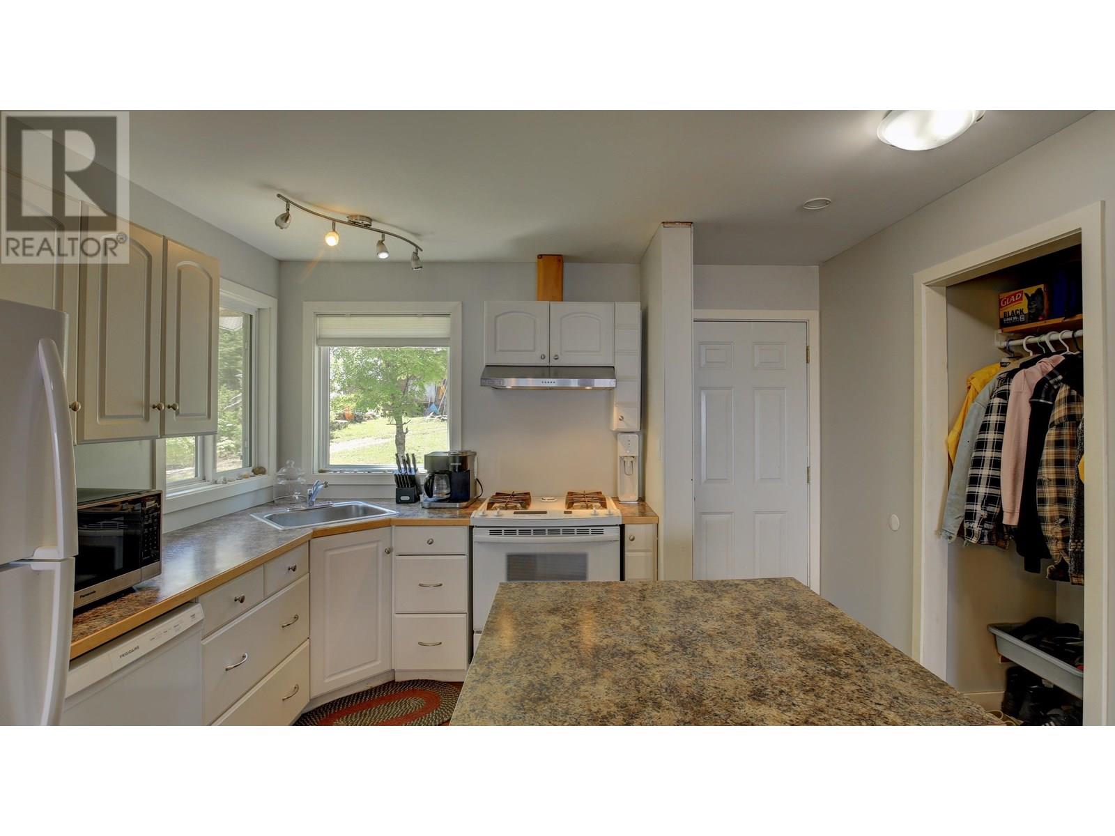 5517 MARSHALL CREEK ROAD, Horsefly