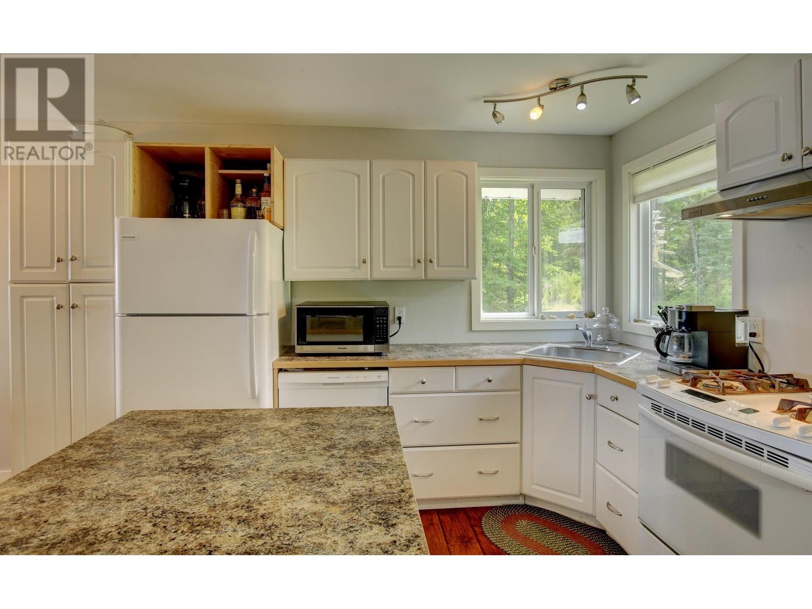 5517 MARSHALL CREEK ROAD, Horsefly