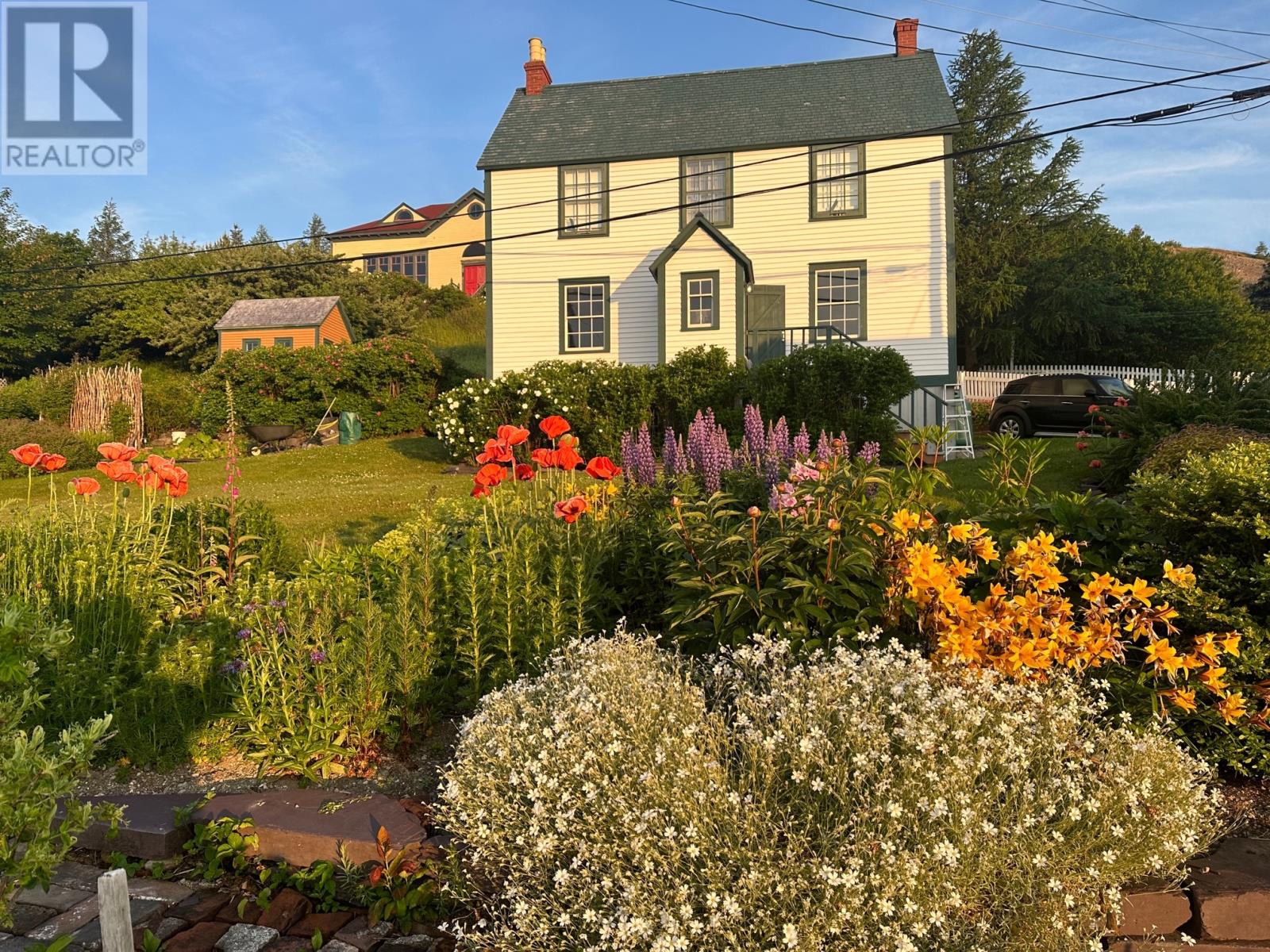 19 West Street - 1
