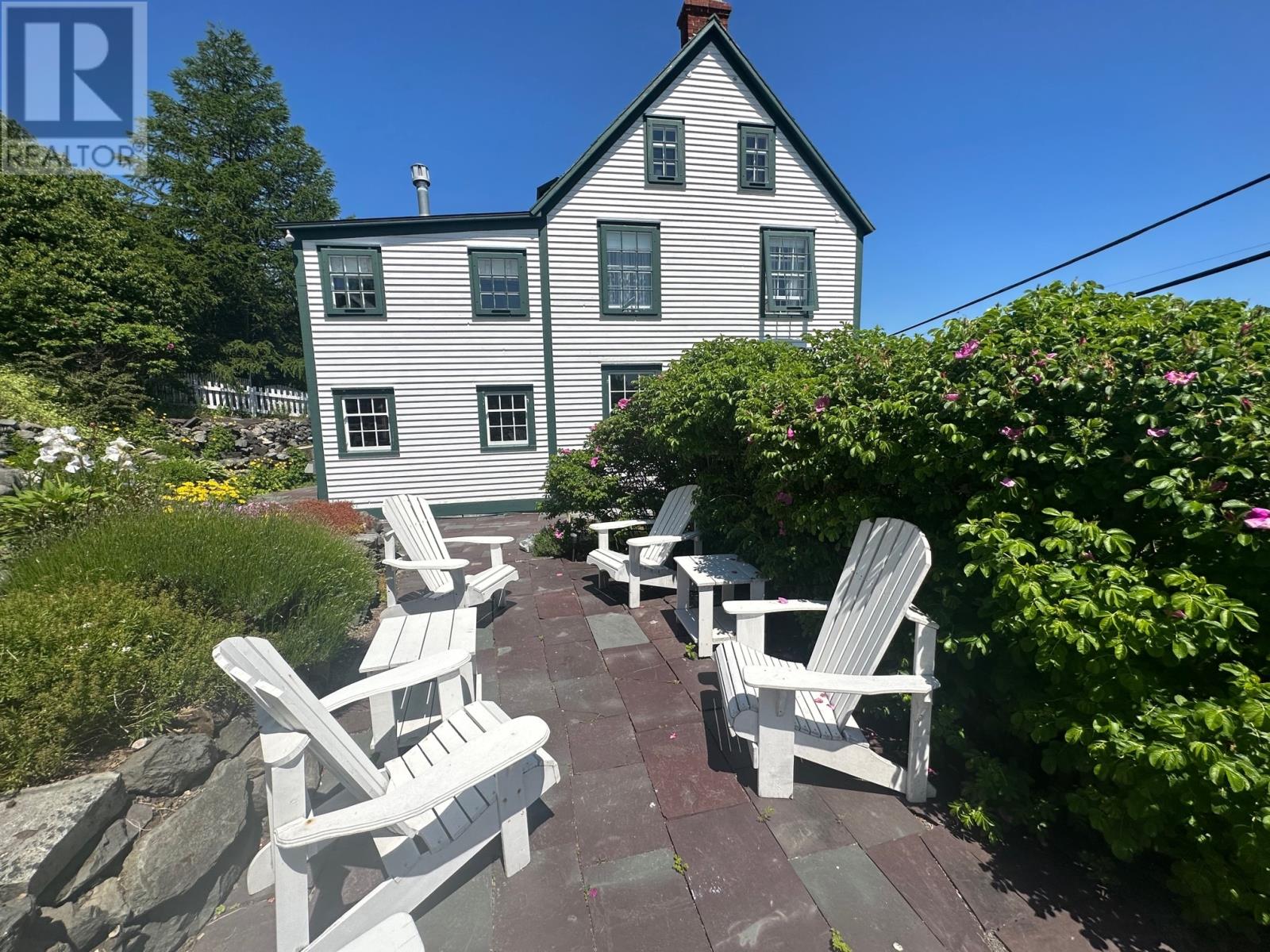 19 West Street - 7