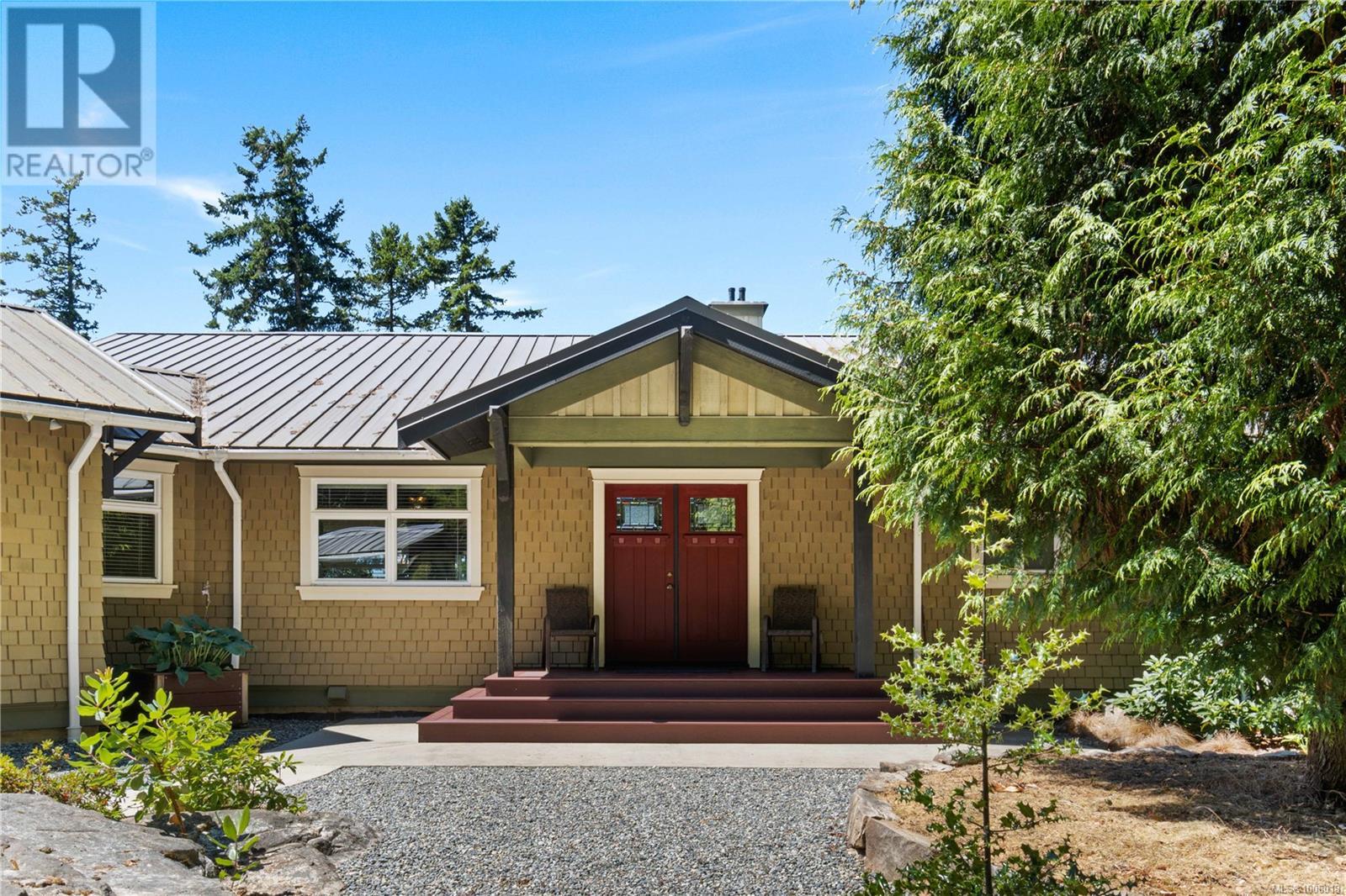879 Canso Rd, Gabriola Island