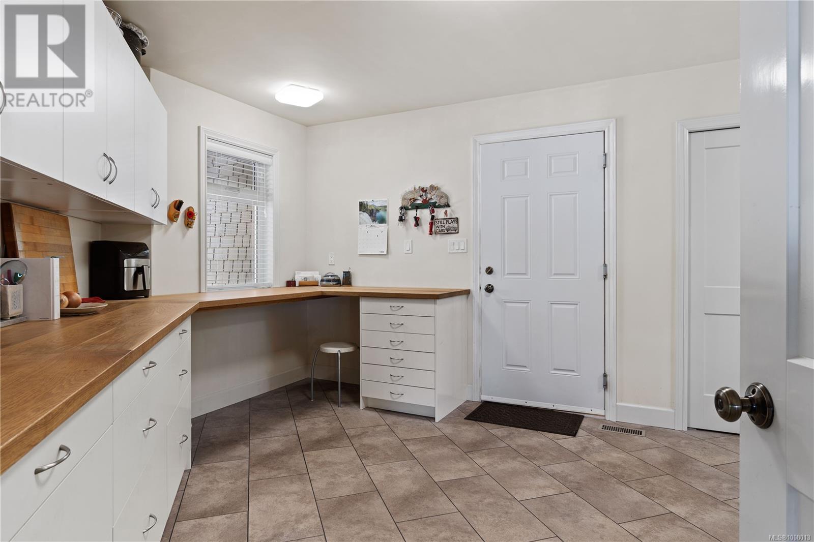 879 Canso Rd, Gabriola Island