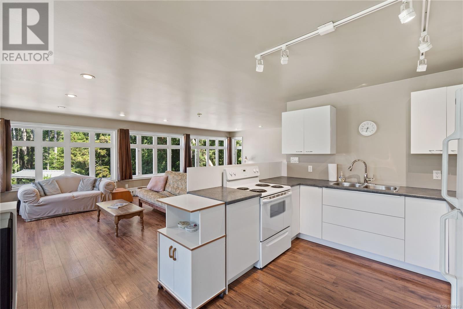 879 Canso Rd, Gabriola Island