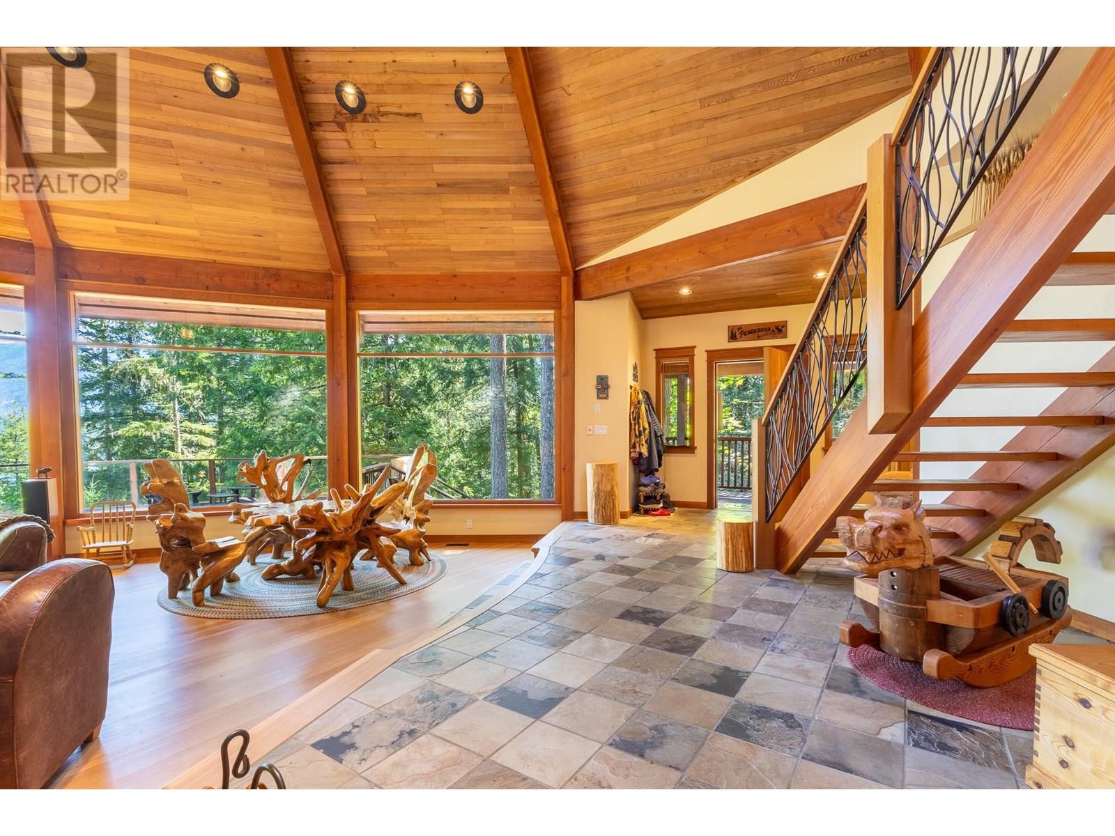 12929 SUNSHINE COAST HIGHWAY, Madeira Park