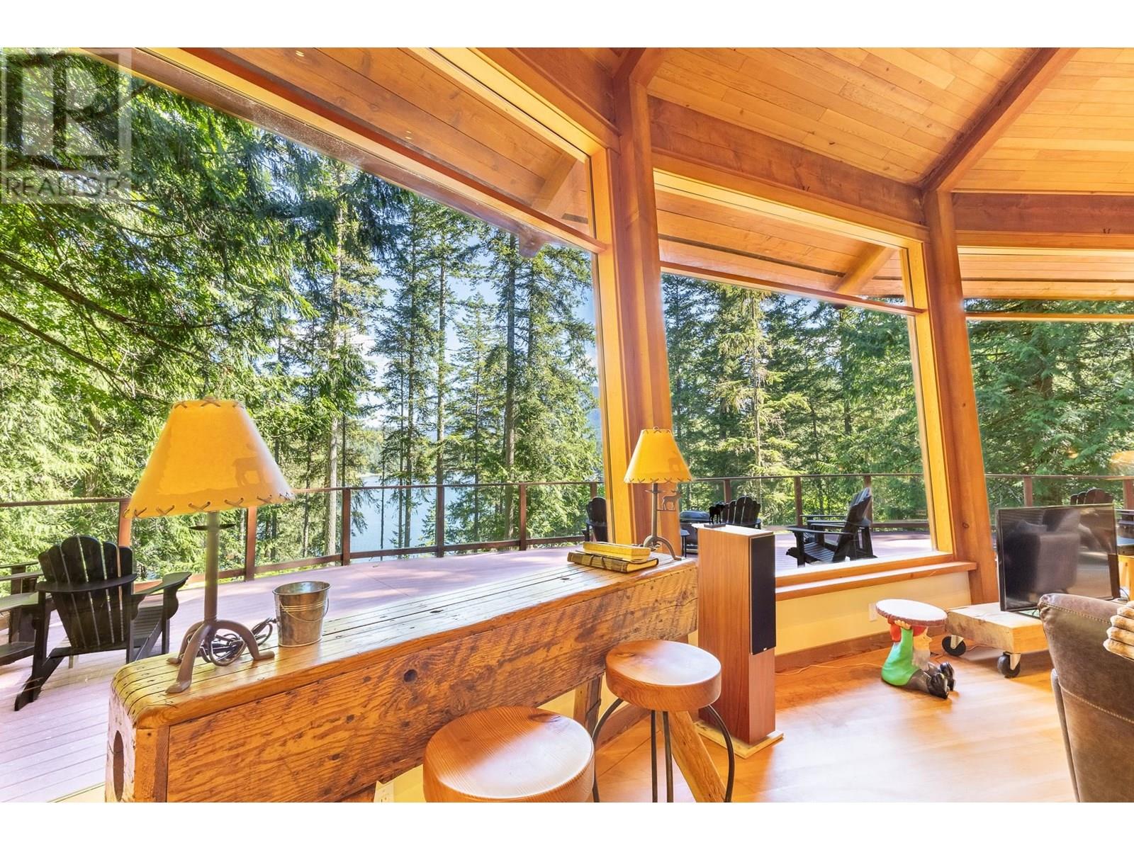 12929 SUNSHINE COAST HIGHWAY, Madeira Park
