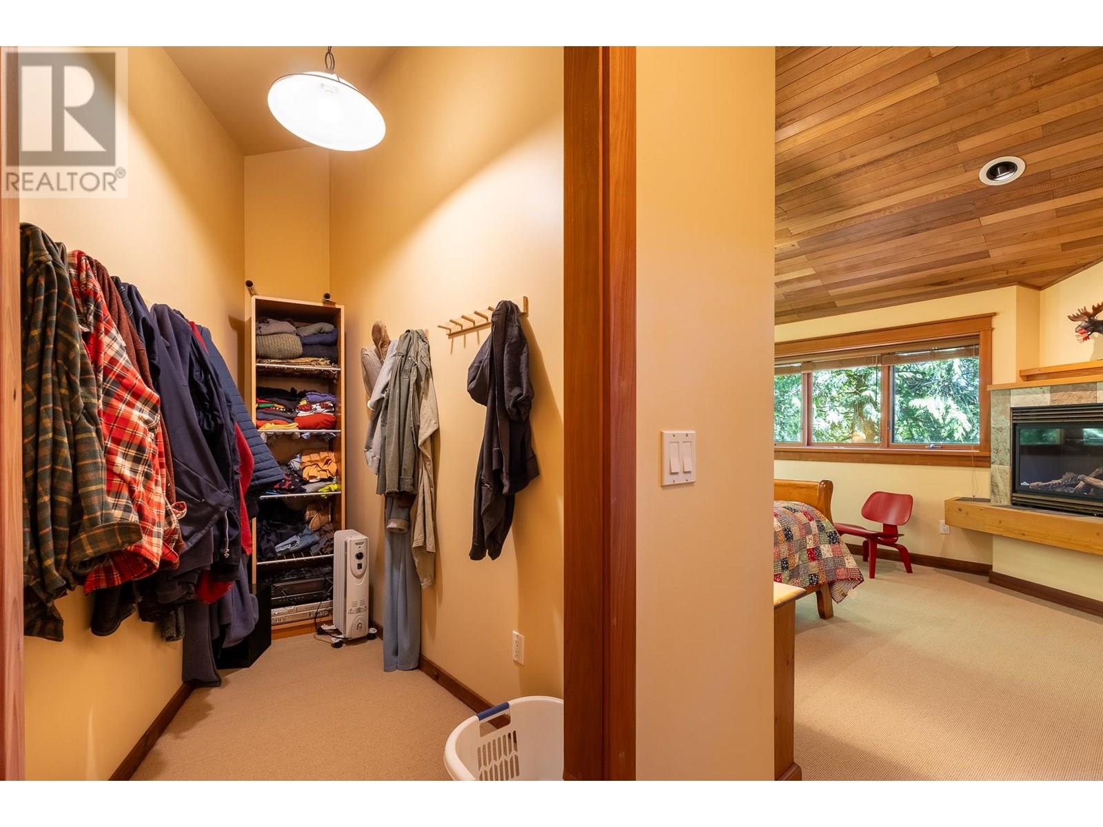 12929 SUNSHINE COAST HIGHWAY, Madeira Park