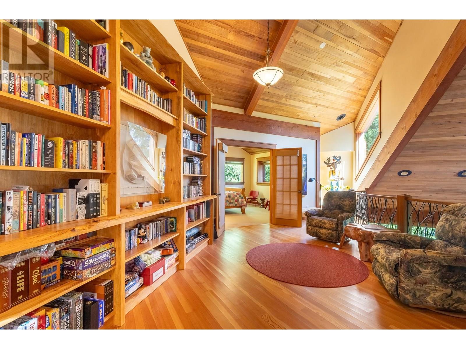 12929 SUNSHINE COAST HIGHWAY, Madeira Park