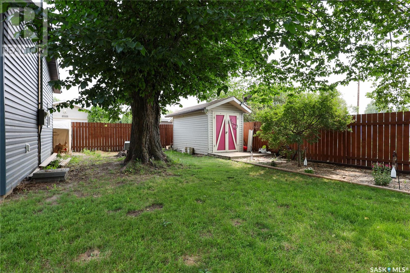 Photo 12 of 2640 3rd Avenue E, Prince Albert SK