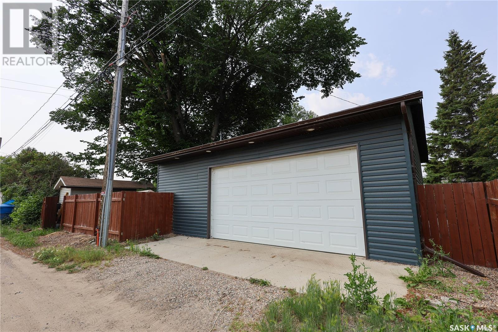 Photo 18 of 2640 3rd Avenue E, Prince Albert SK