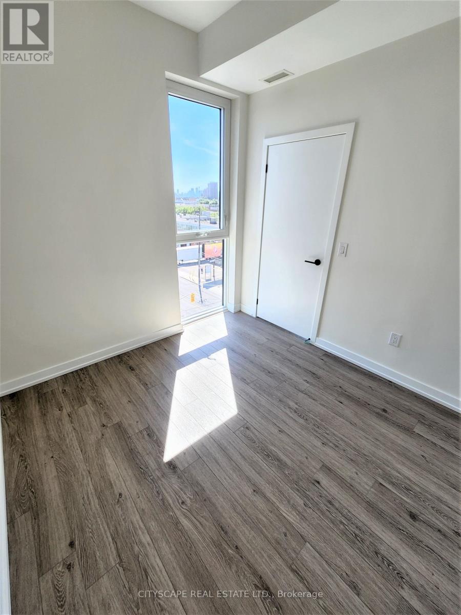 Photo 2 of 608 2300 St Clair Avenue W, Toronto ON