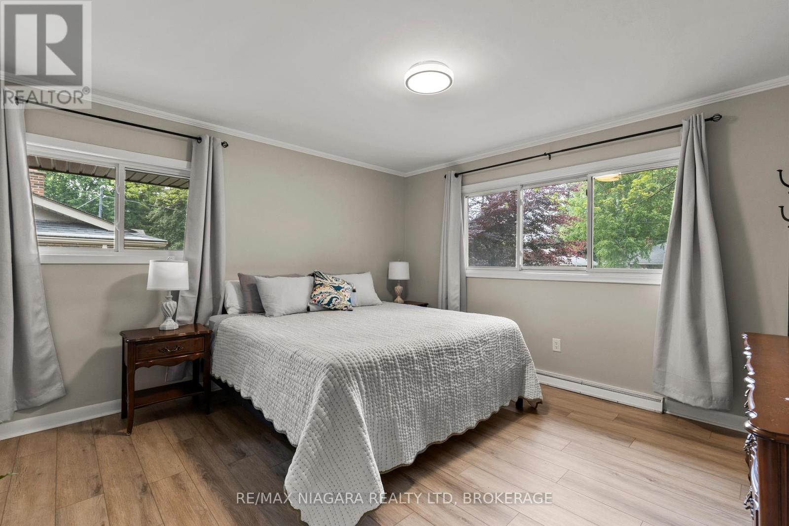 Photo 25 of 27 Daleview Crescent, Pelham ON