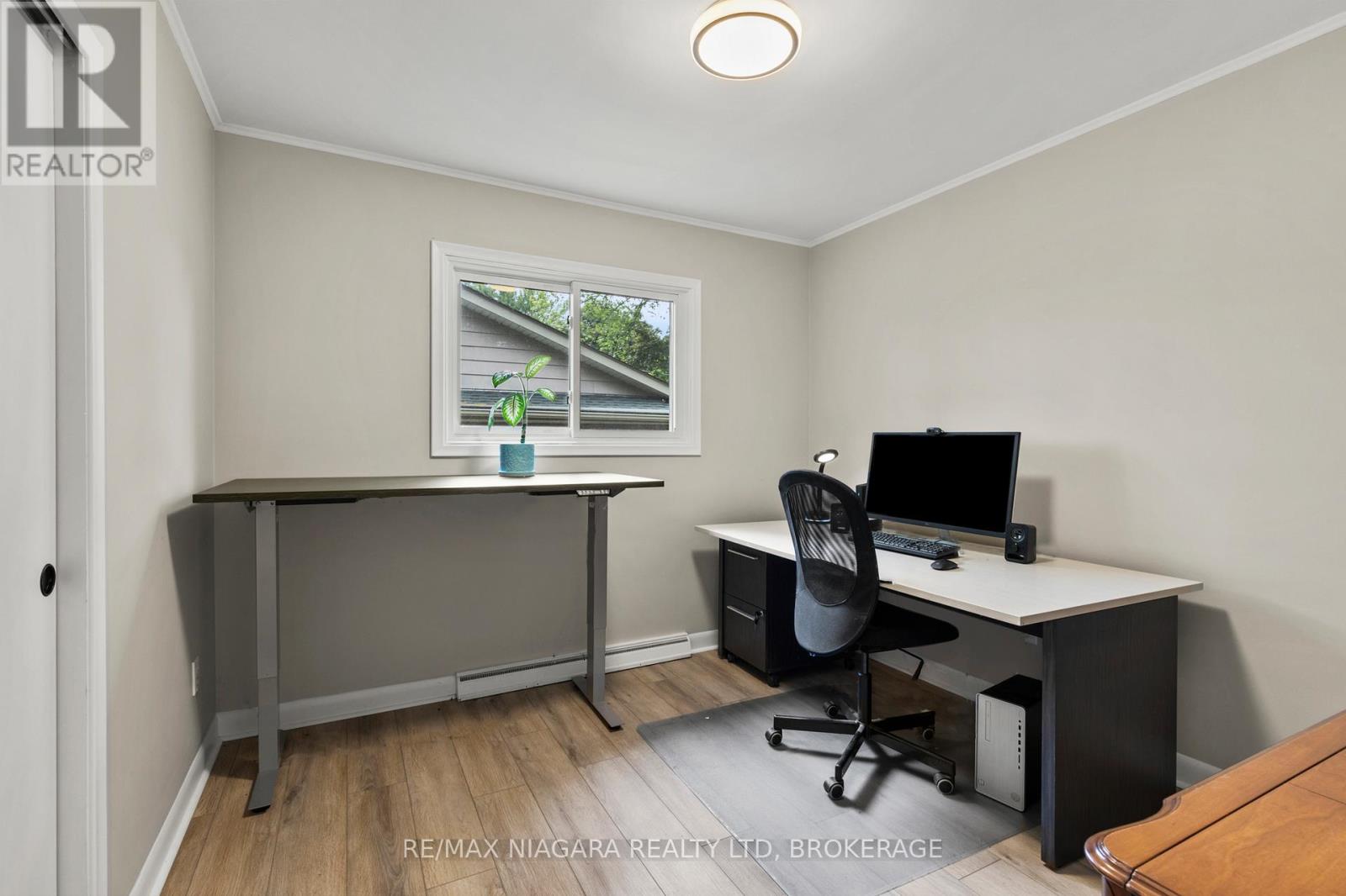 Photo 18 of 27 Daleview Crescent, Pelham ON