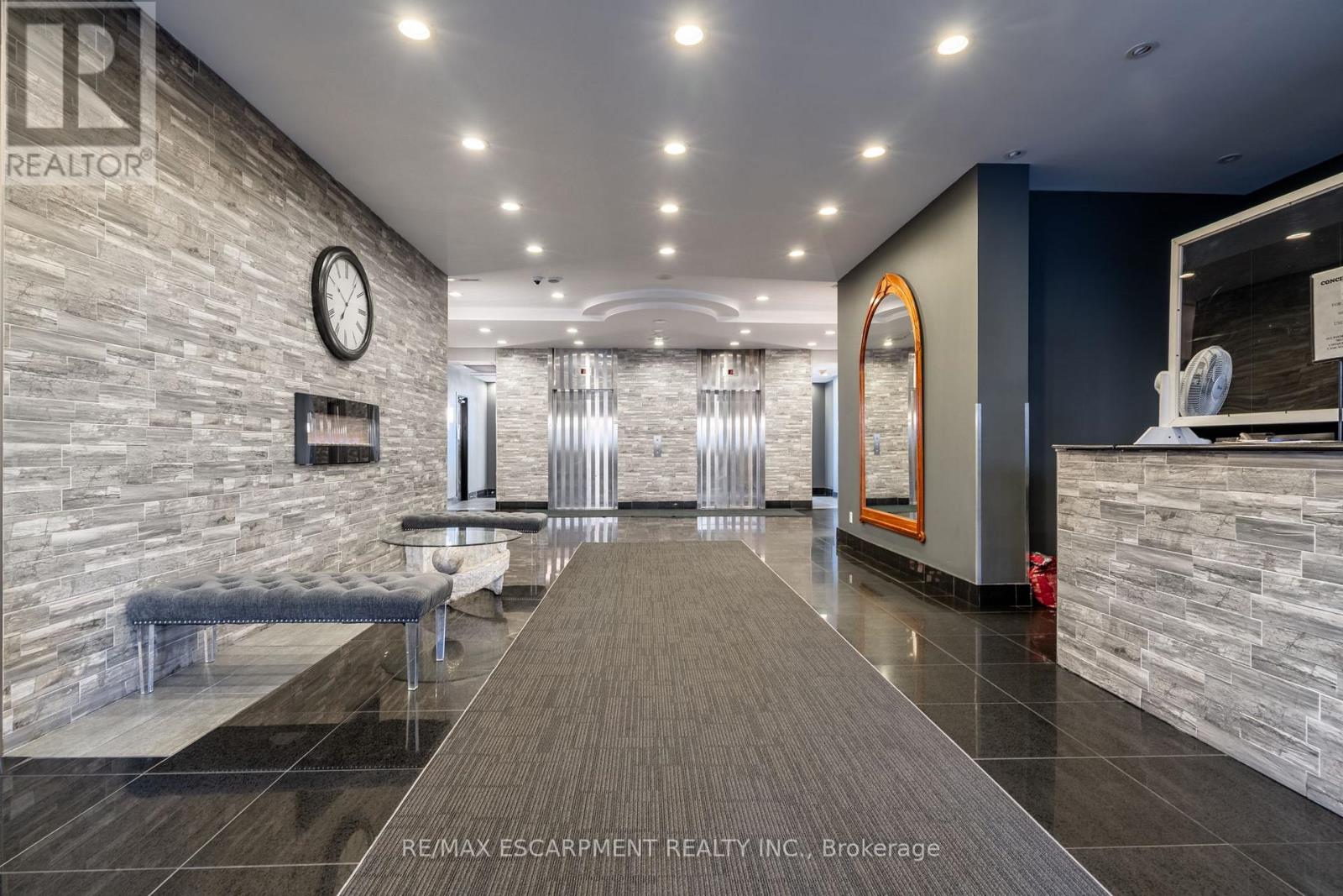 Photo 14 of 612 135 James Street S, Hamilton ON