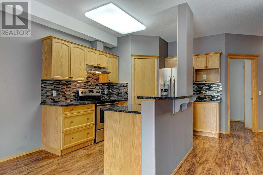 Single Family House for Sale in   Tuscany Springs Boulevard NW Tuscany Calgary 