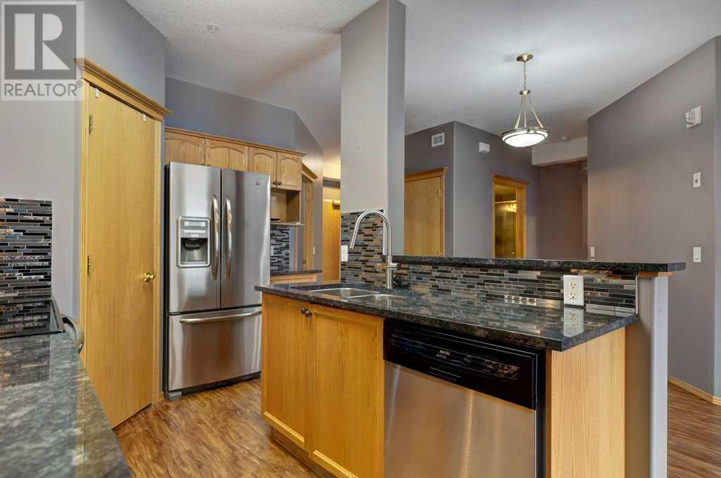 Single Family House for Sale in   Tuscany Springs Boulevard NW Tuscany Calgary 