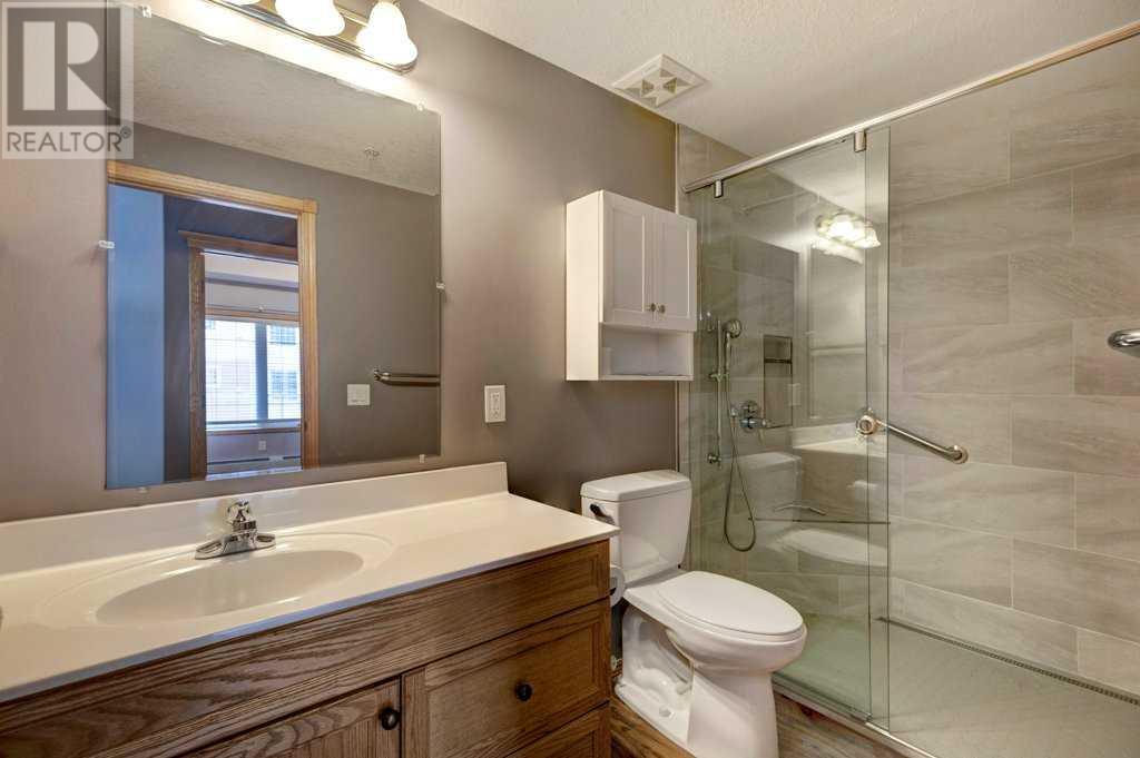 Single Family House for Sale in   Tuscany Springs Boulevard NW Tuscany Calgary 