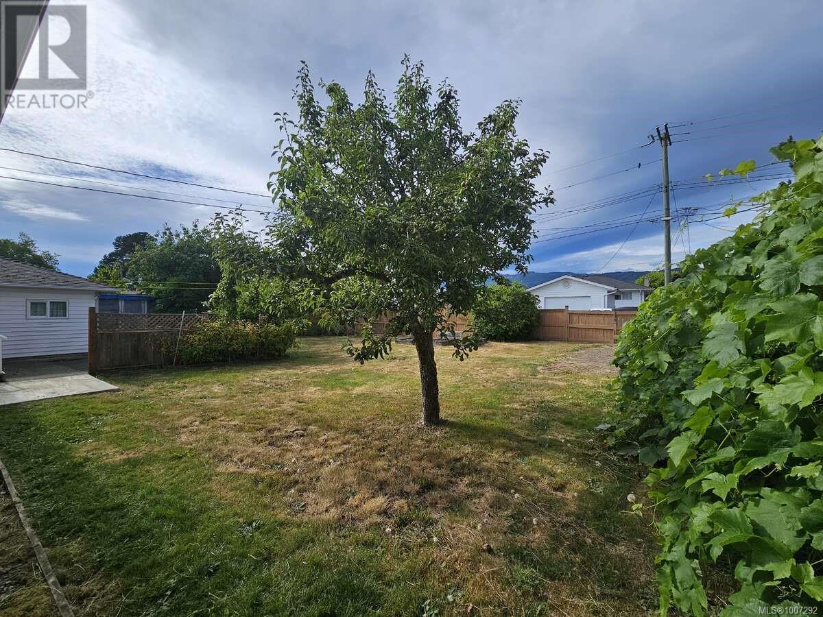 Photo 14 of 4129 Glenside Rd, Port Alberni BC