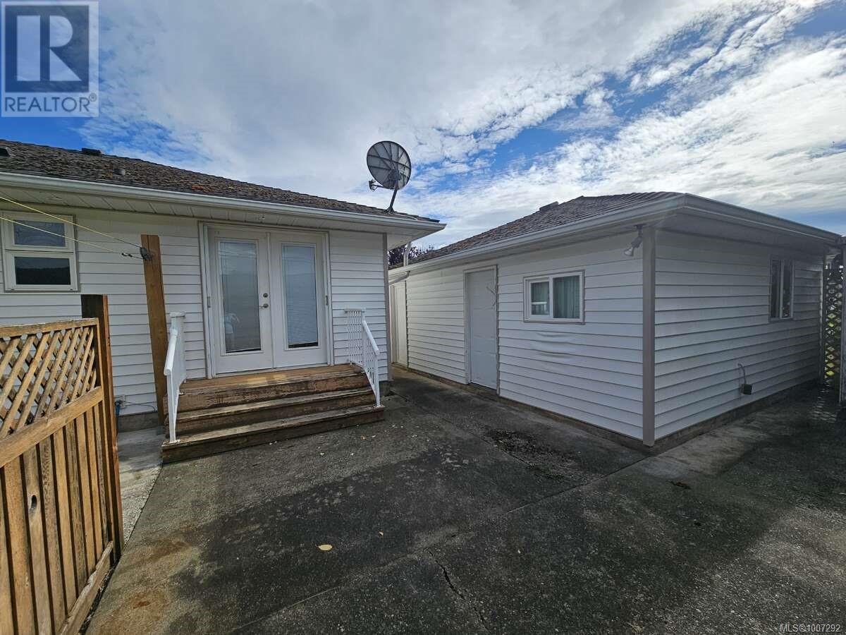 Photo 26 of 4129 Glenside Rd, Port Alberni BC