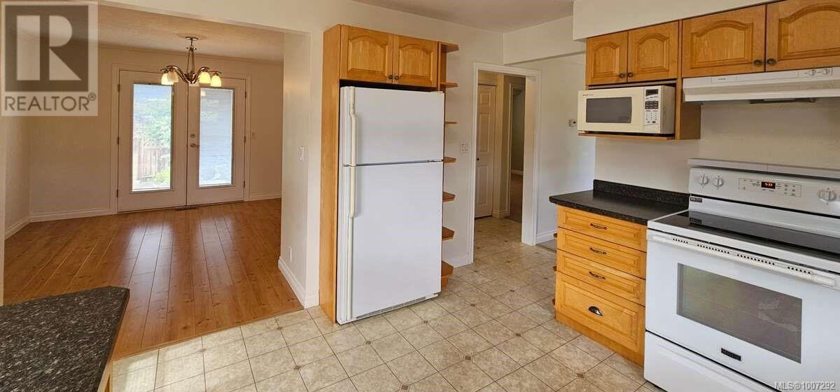 Photo 30 of 4129 Glenside Rd, Port Alberni BC