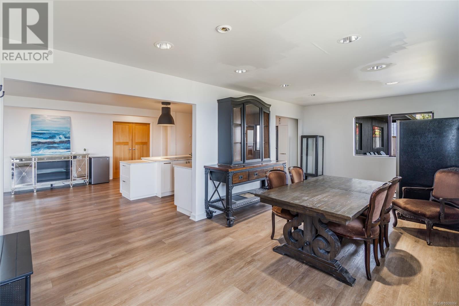 Photo 28 of 5343 Dewar Rd, Nanaimo BC